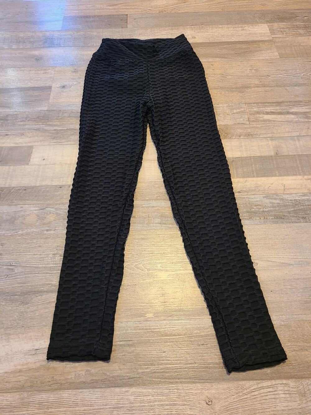 Unknown brand small womens black scrunched leggings tik tok